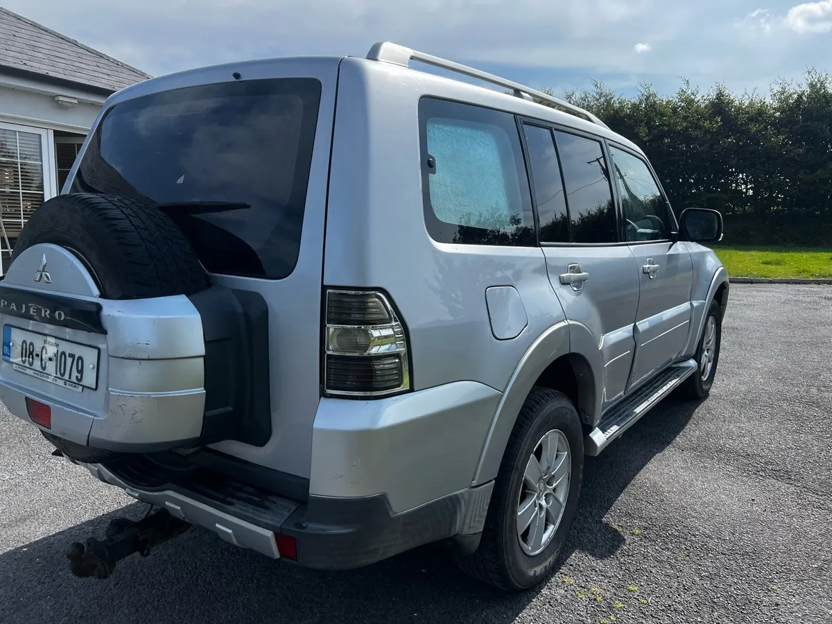 Mitsubishi Pajero - Image 3