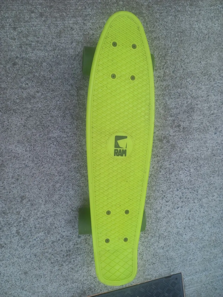 RAM Mini Cruiser Skateboard - Image 1