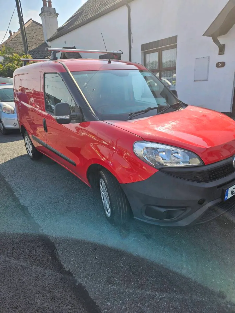 Van - Image 2