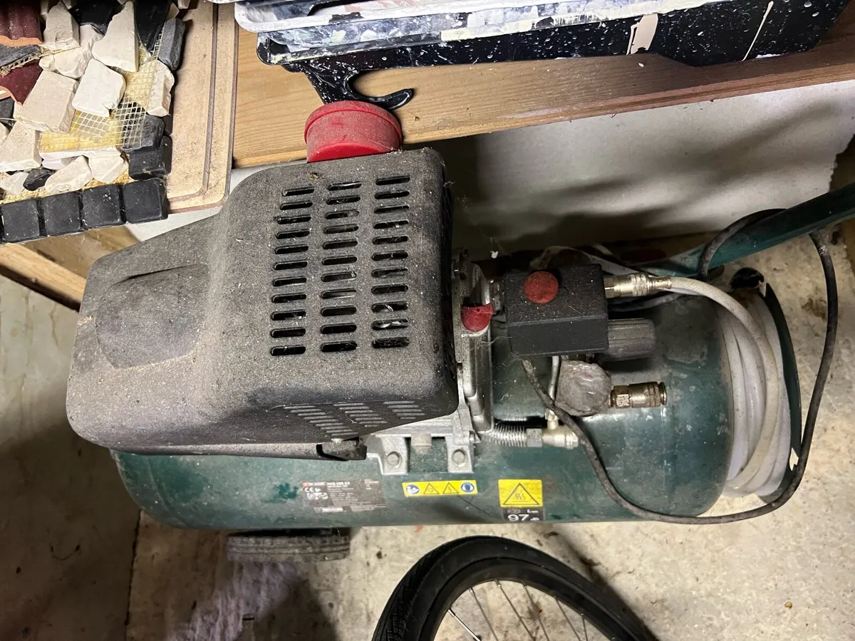 Equipment sale - Image 3