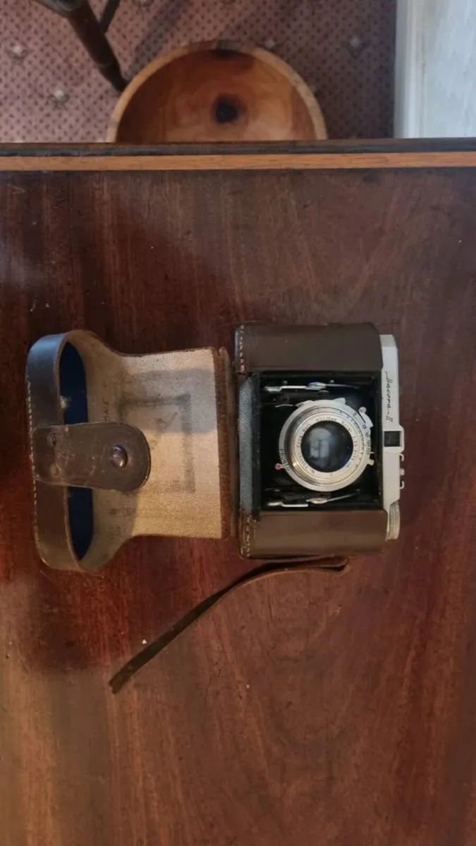 Dacora Vintage Camera - Image 4