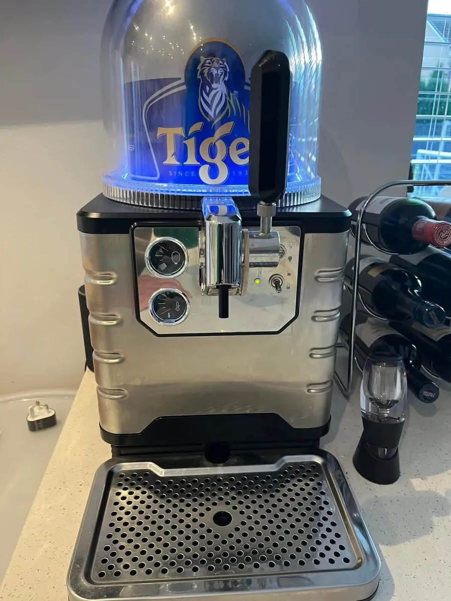 Beer Blade Machine