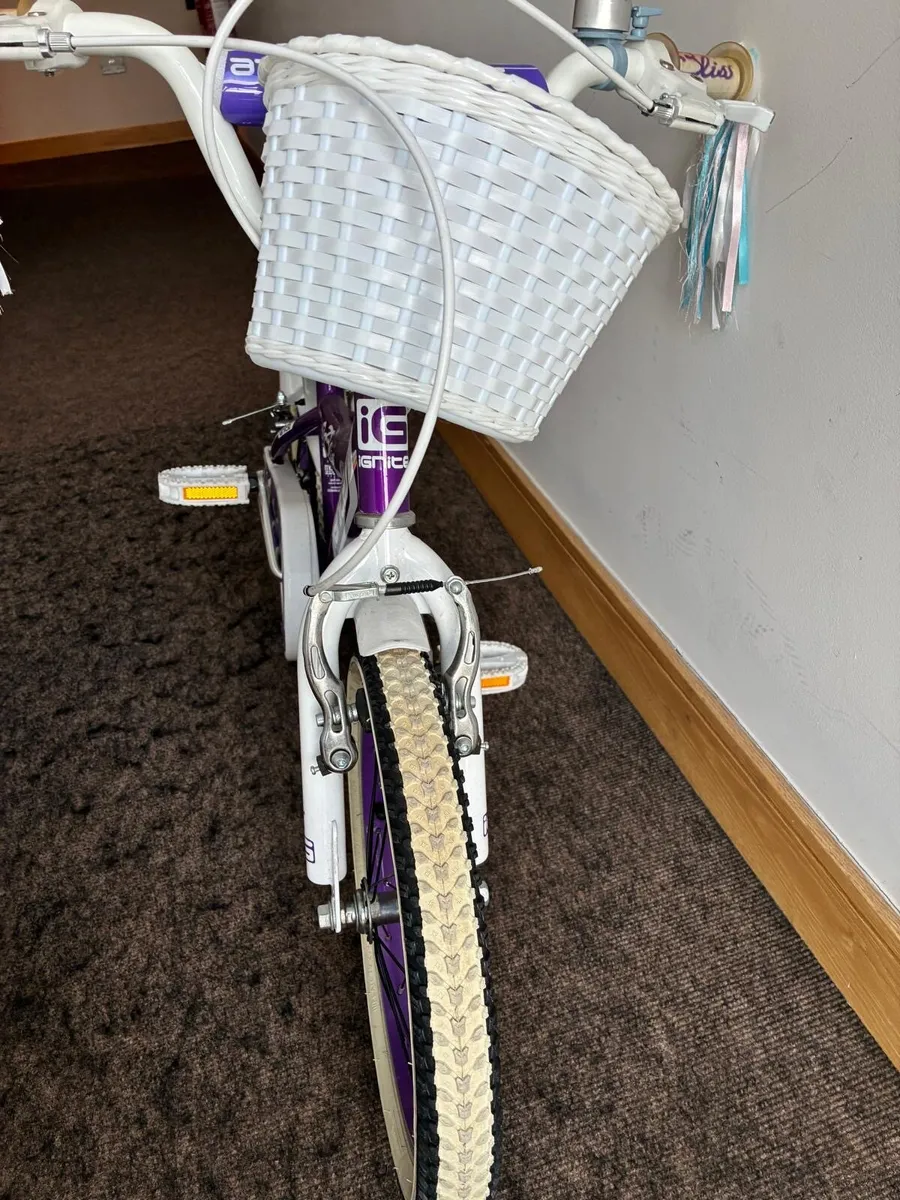 Ignite Bliss 16" Girls' Bike - great condition - Image 3