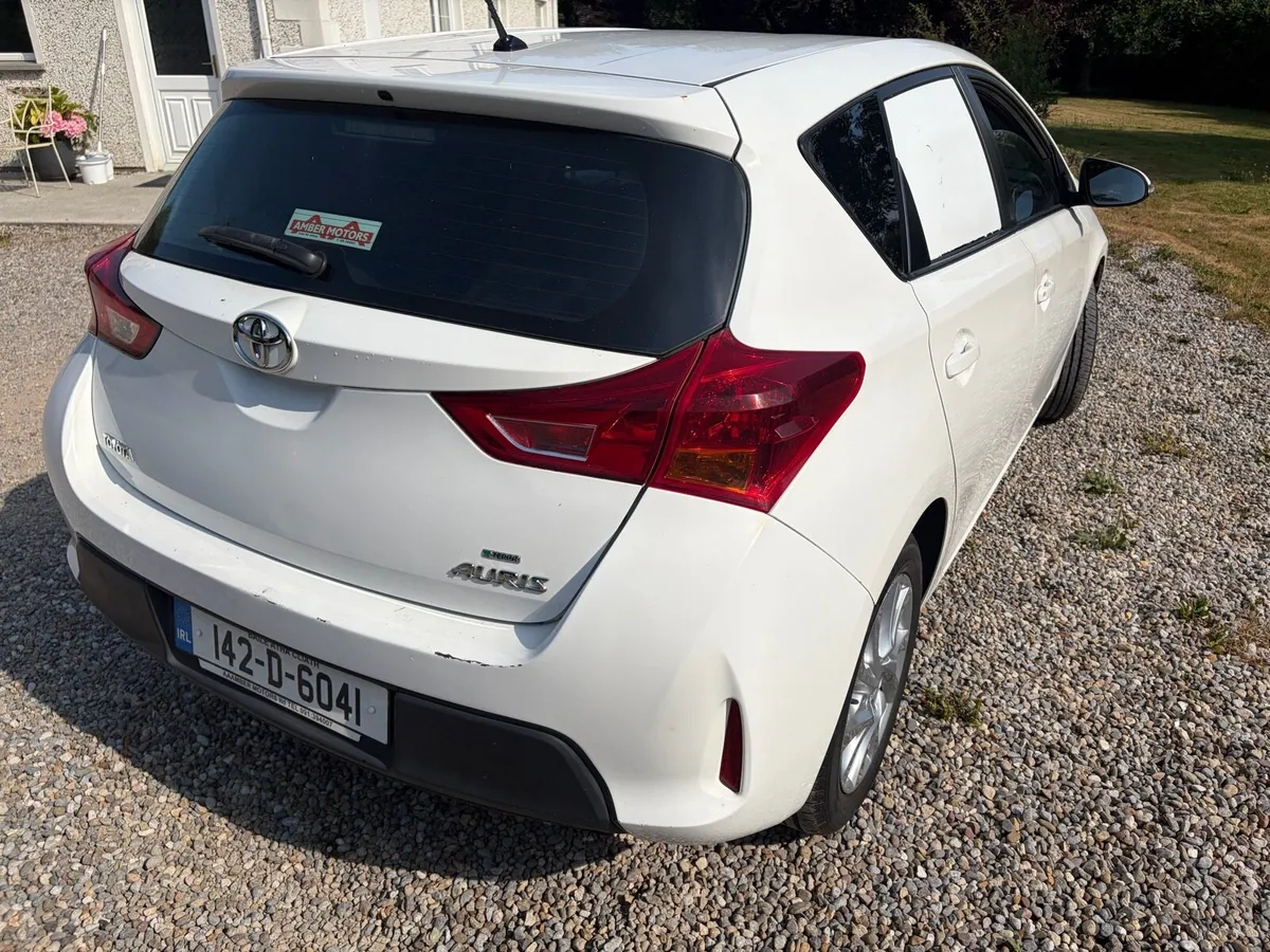 2014 Toyota Auris van - Image 4