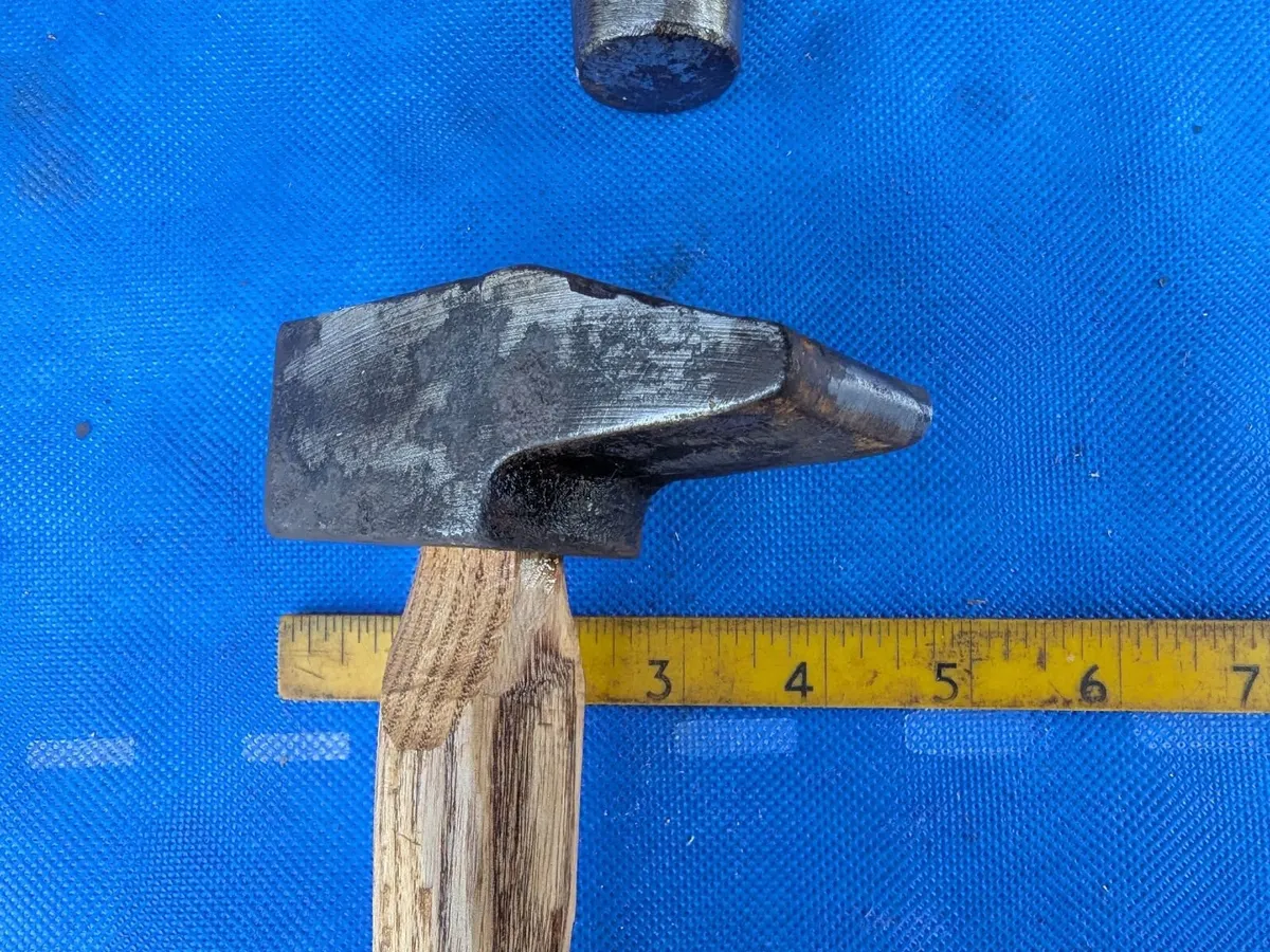Blacksmiths 1.1/2lb Hammers - Image 3