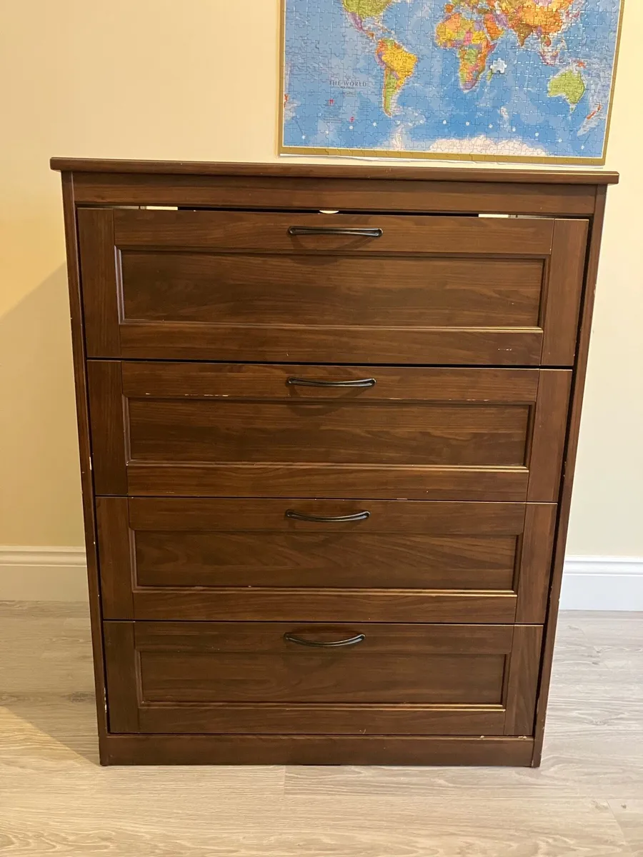 Chest of 4 drawers - Image 1