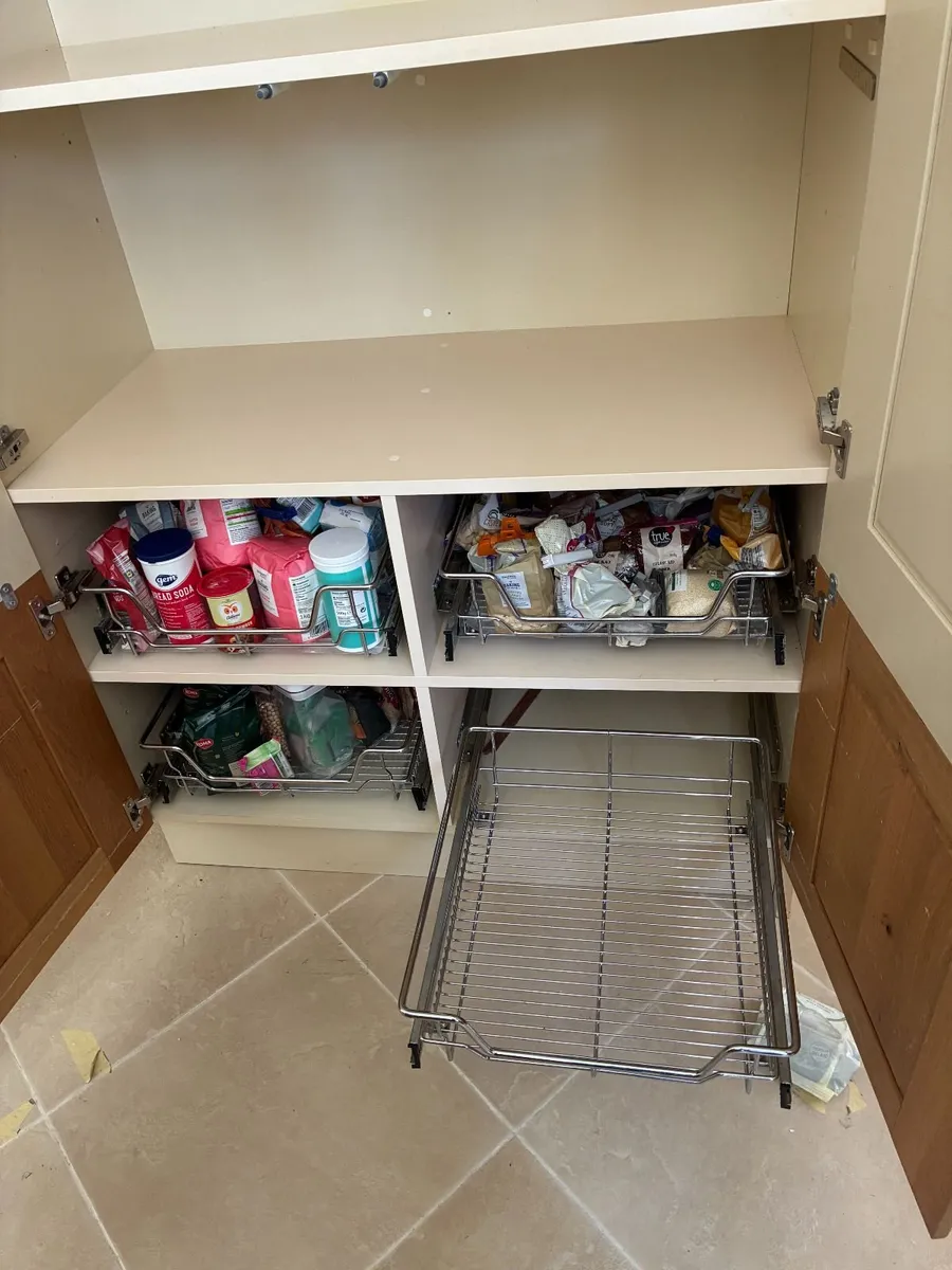 Kitchen - Image 2