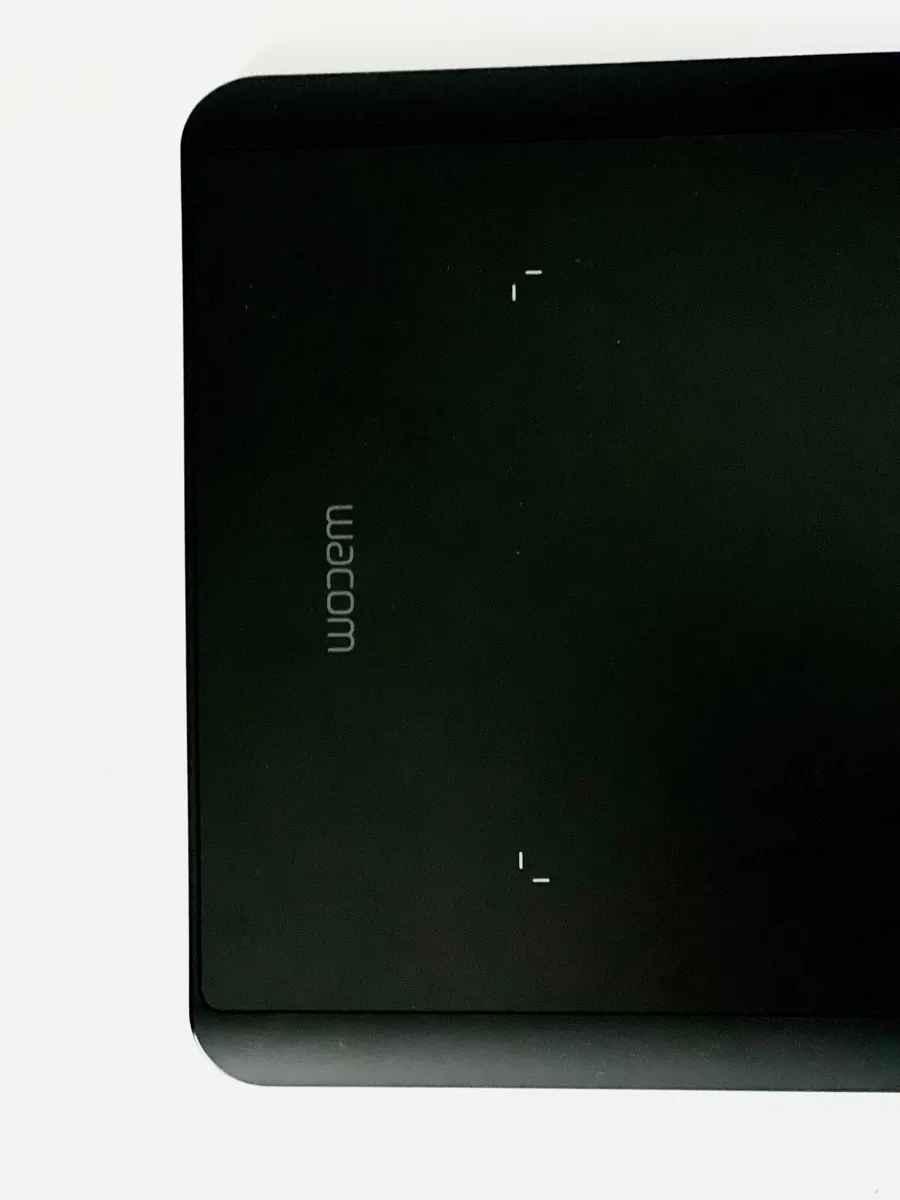 Wacom Intuos Pro S –  Free drawing glove included - Image 3