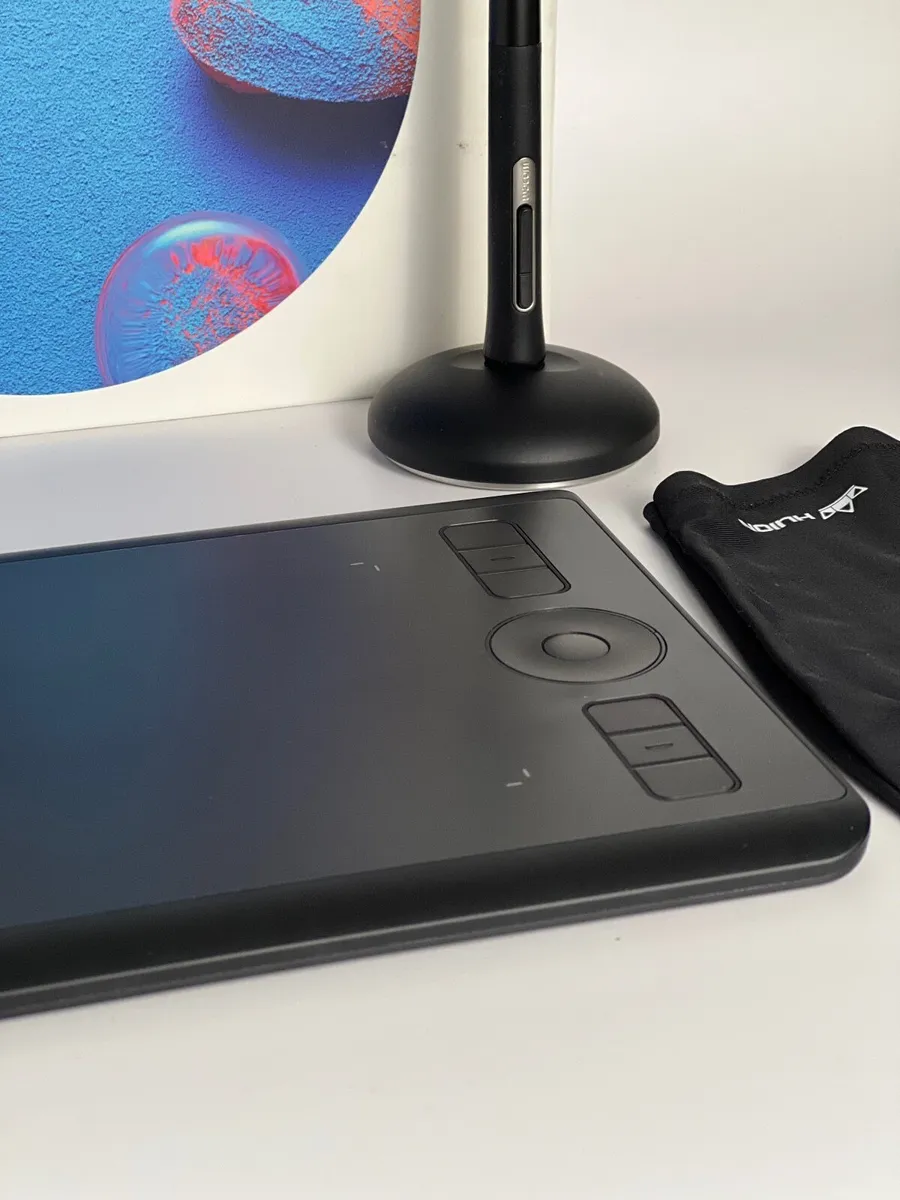 Wacom Intuos Pro S –  Free drawing glove included - Image 2
