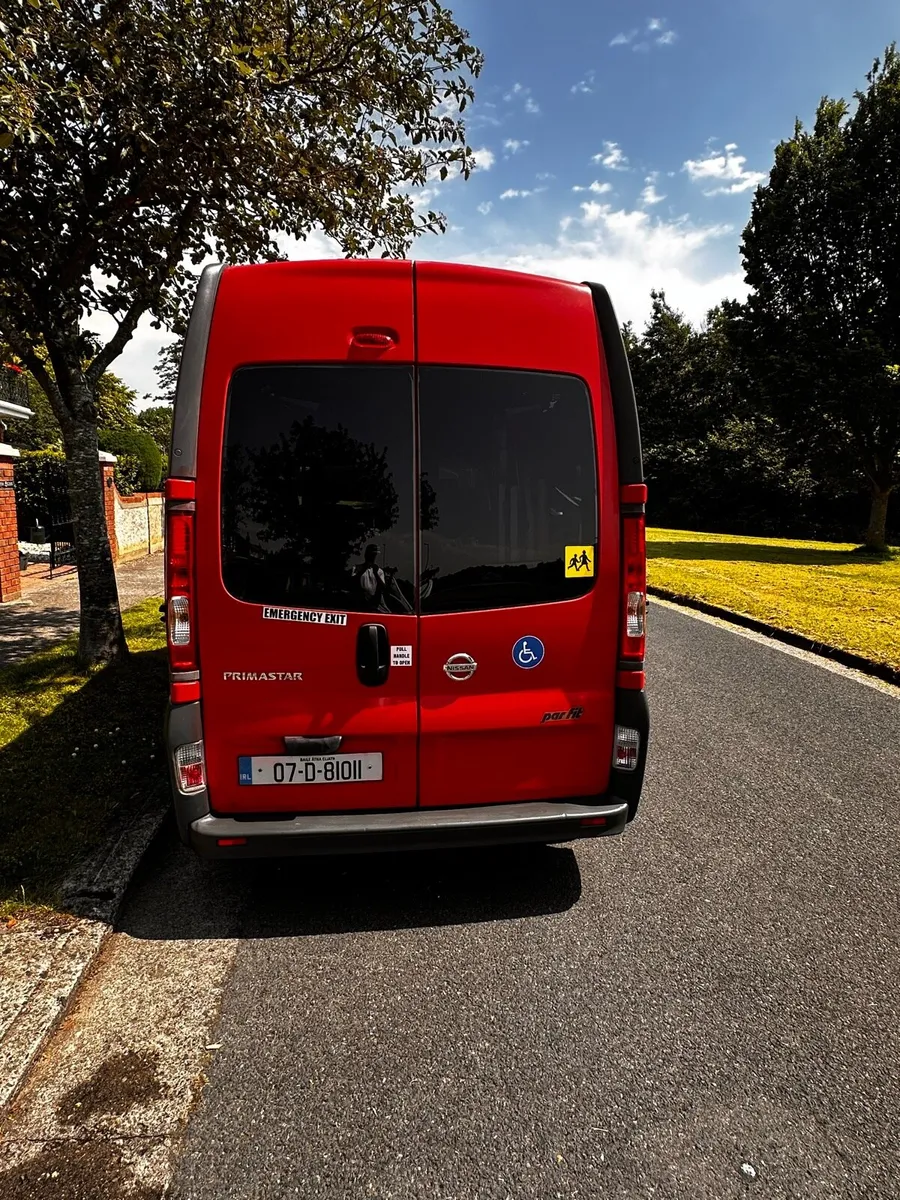 Minibus - Image 3