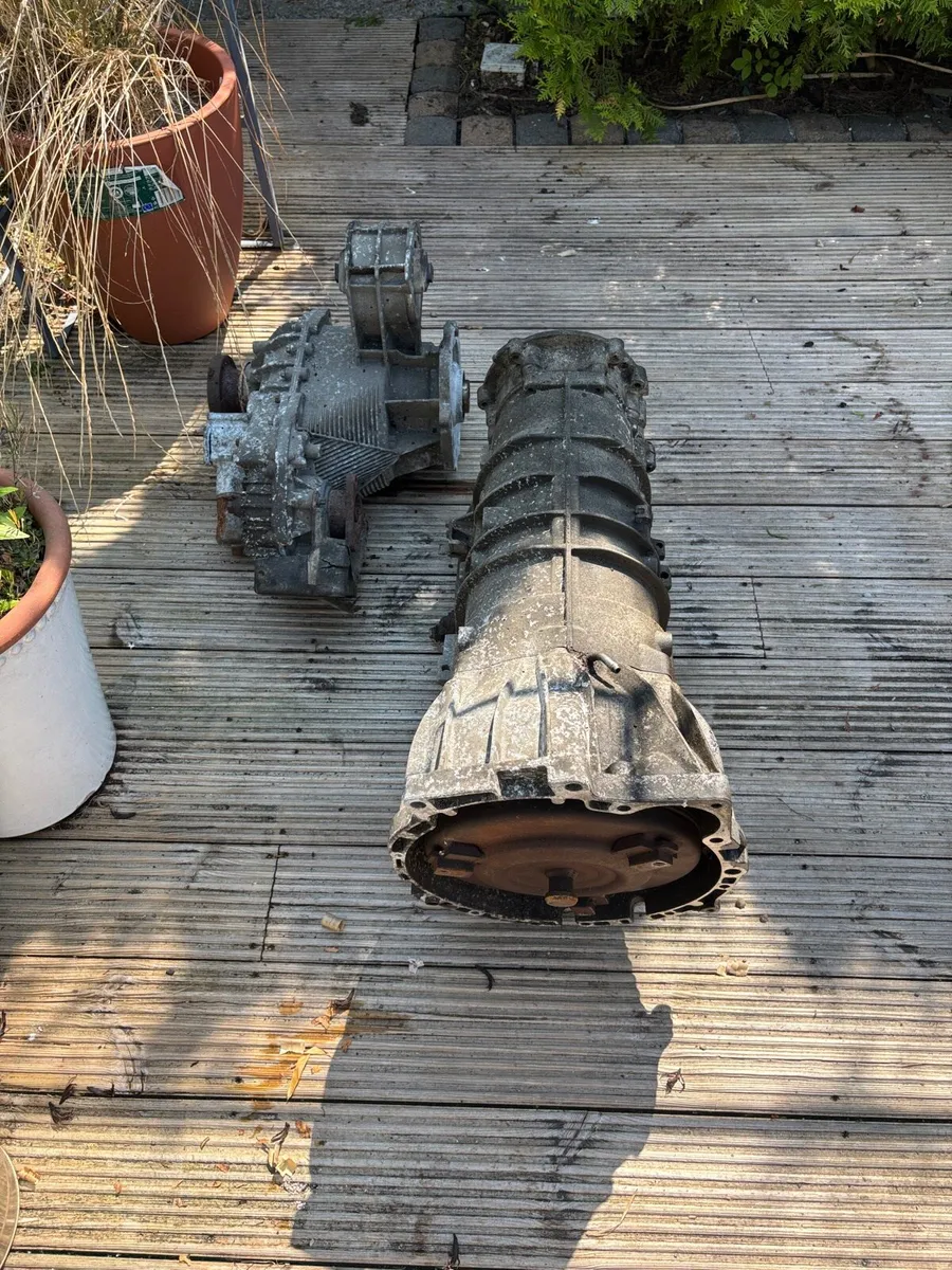 2002 RANGE ROVER VOGUE  GEARBOX. - Image 1