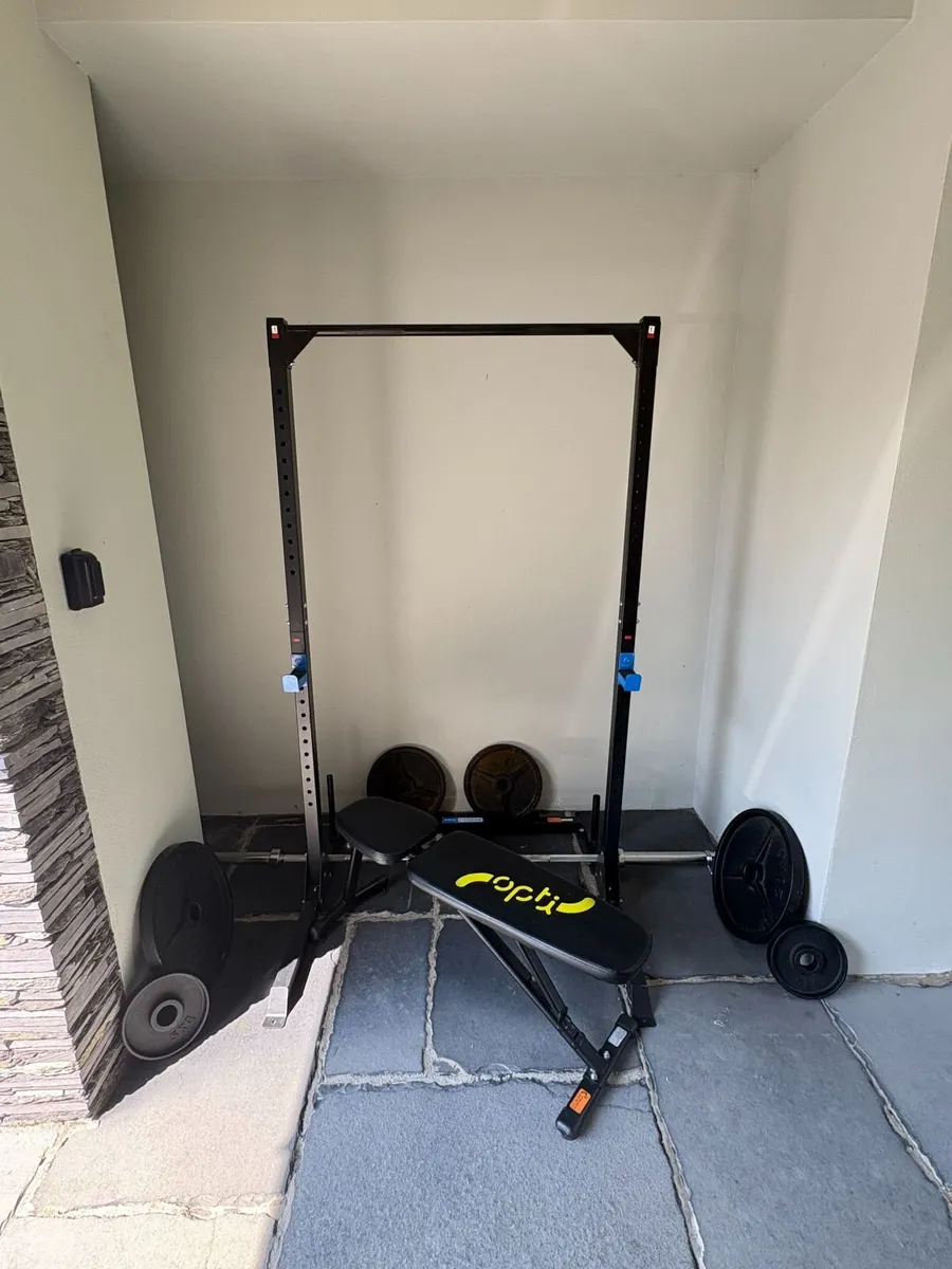 GYM EQUIPMENT (Bench, bar, weights)