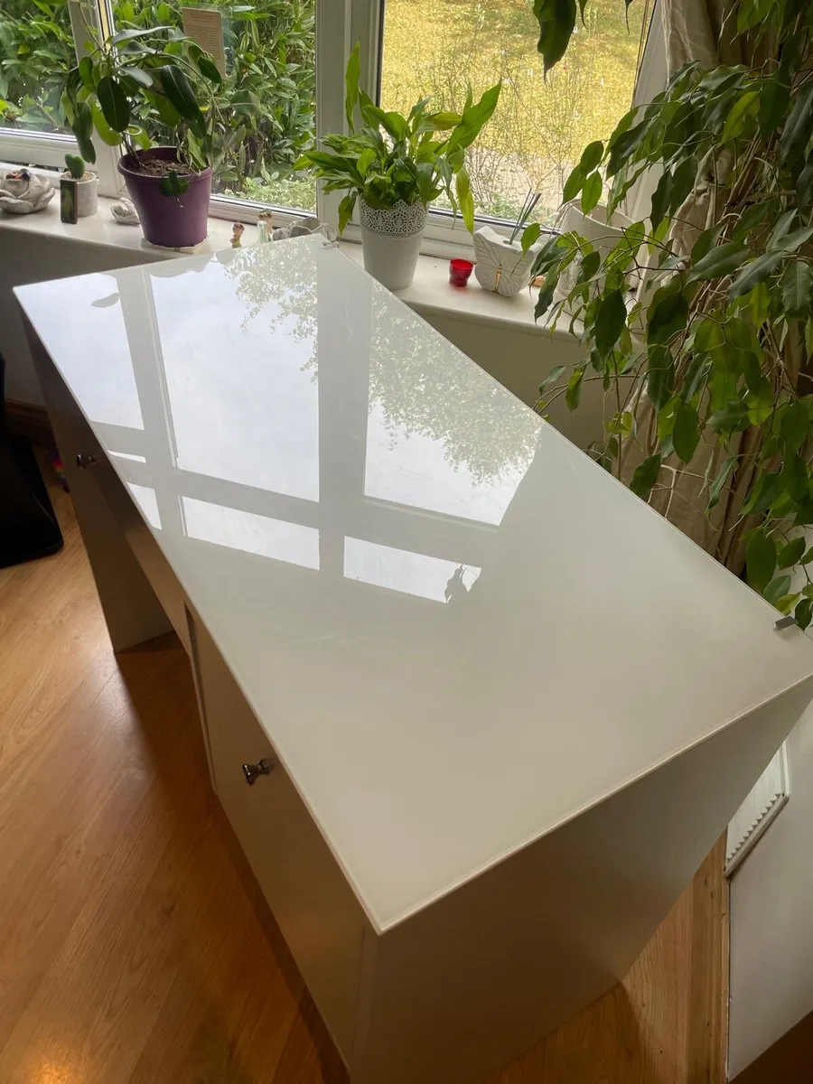 IKEA desk - Image 4
