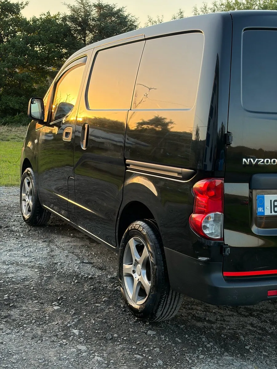 Nissan nv200 - Image 4