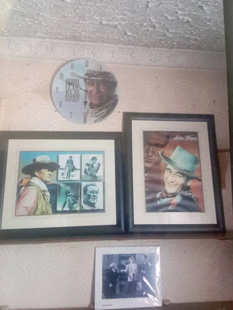 FREAMED WALL ART WESTERNS MEMORABILIA