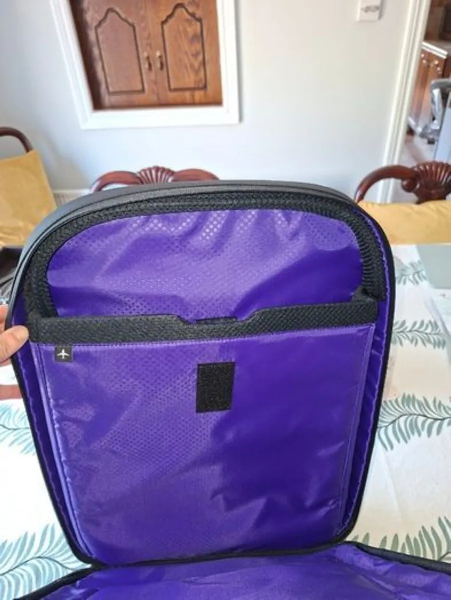 Alienware 18" Backpack (AW7825P) - BRAND NEW - Image 4