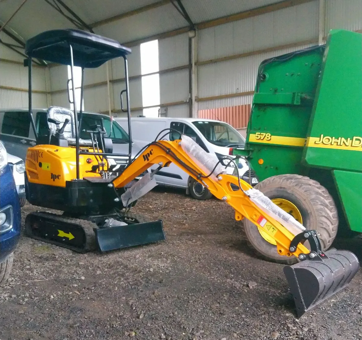 NEW JPC MINI DIGGER DIESEL - Image 1