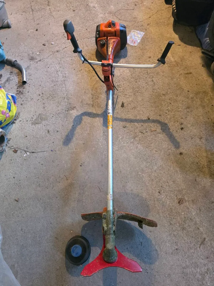 Husqvarna 545rx Strimmer Brushcutter - Image 1