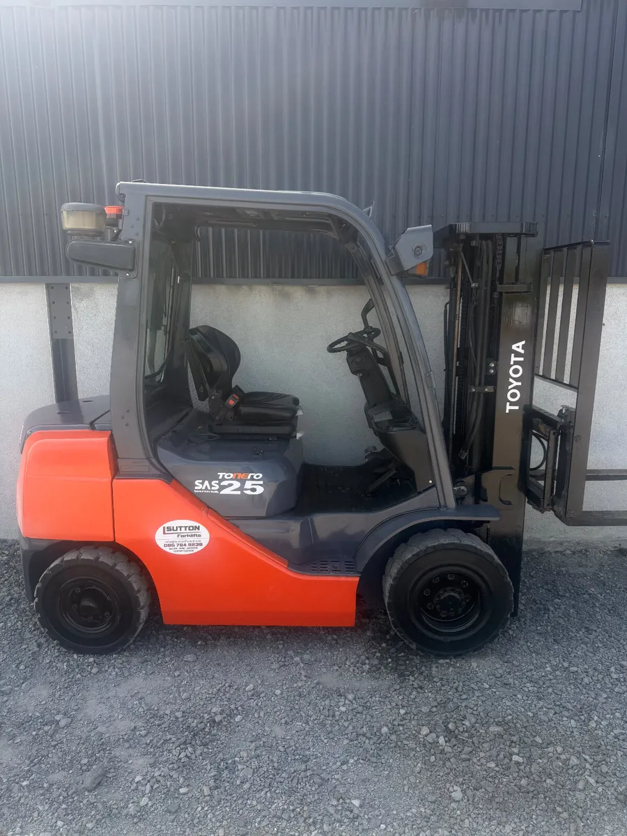 Toyota Forklift - Container Spec - Image 4