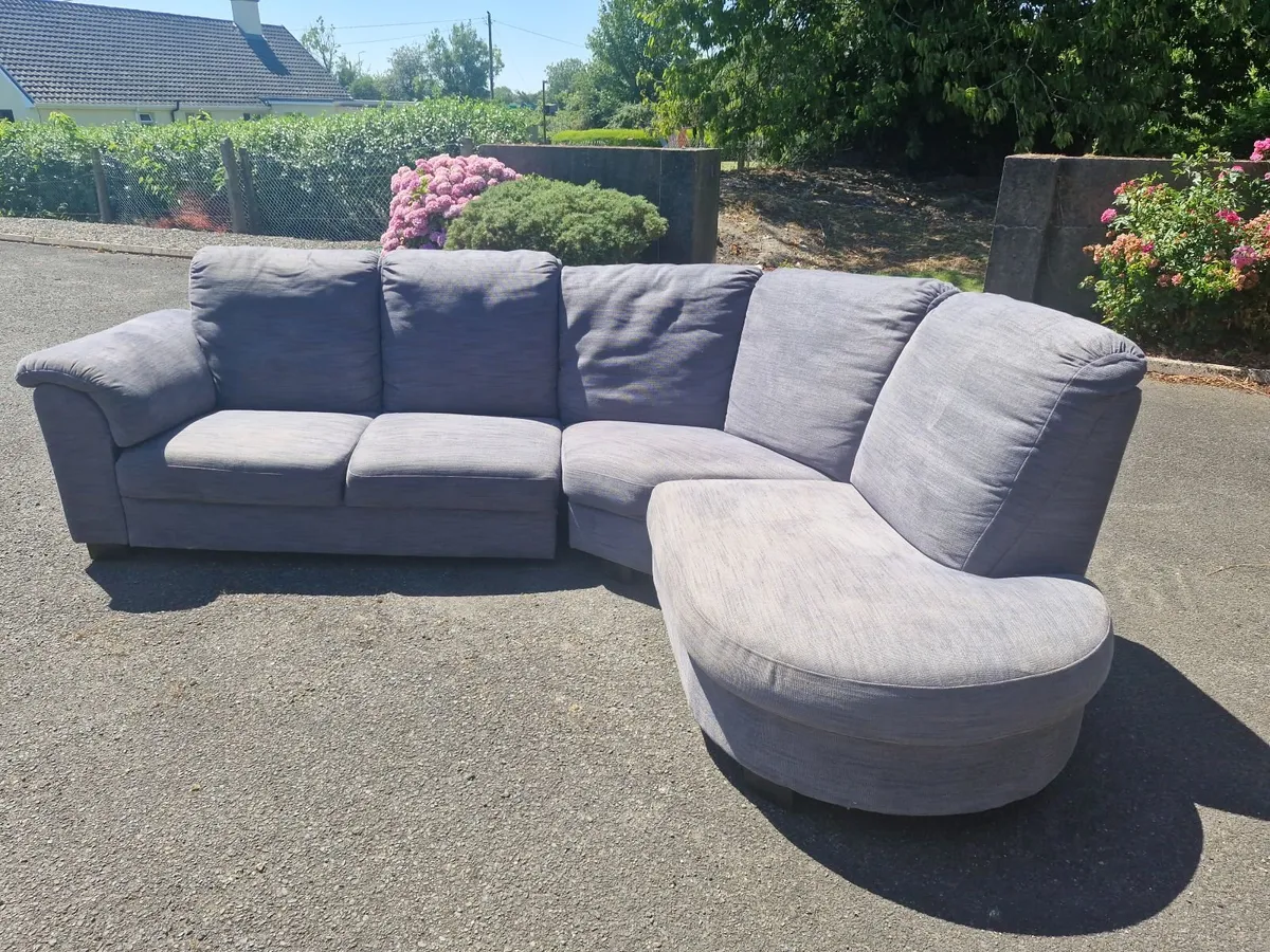 Comfortable L Couch - Image 1