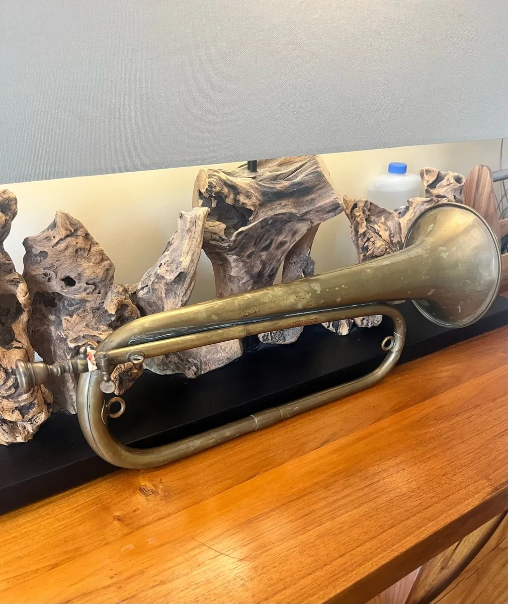 Antique Halari Paris Bugle - Image 3