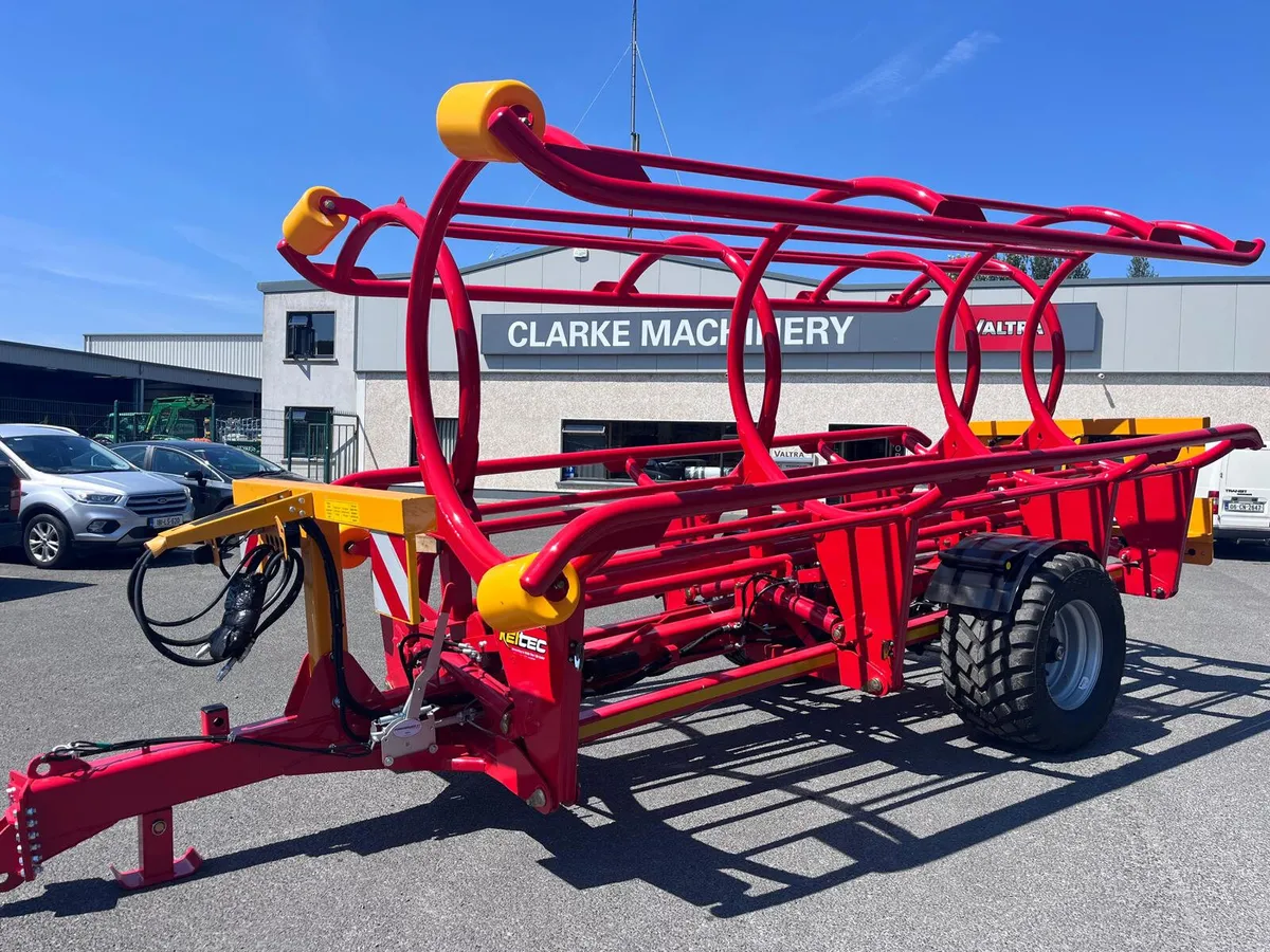 KELTEC 8 BALE CARRIER - Image 4