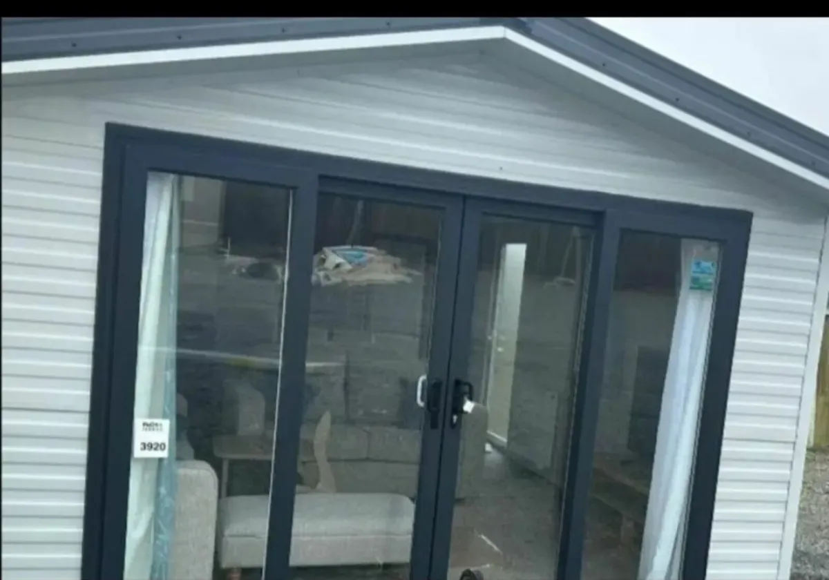 Mobile home - Image 1