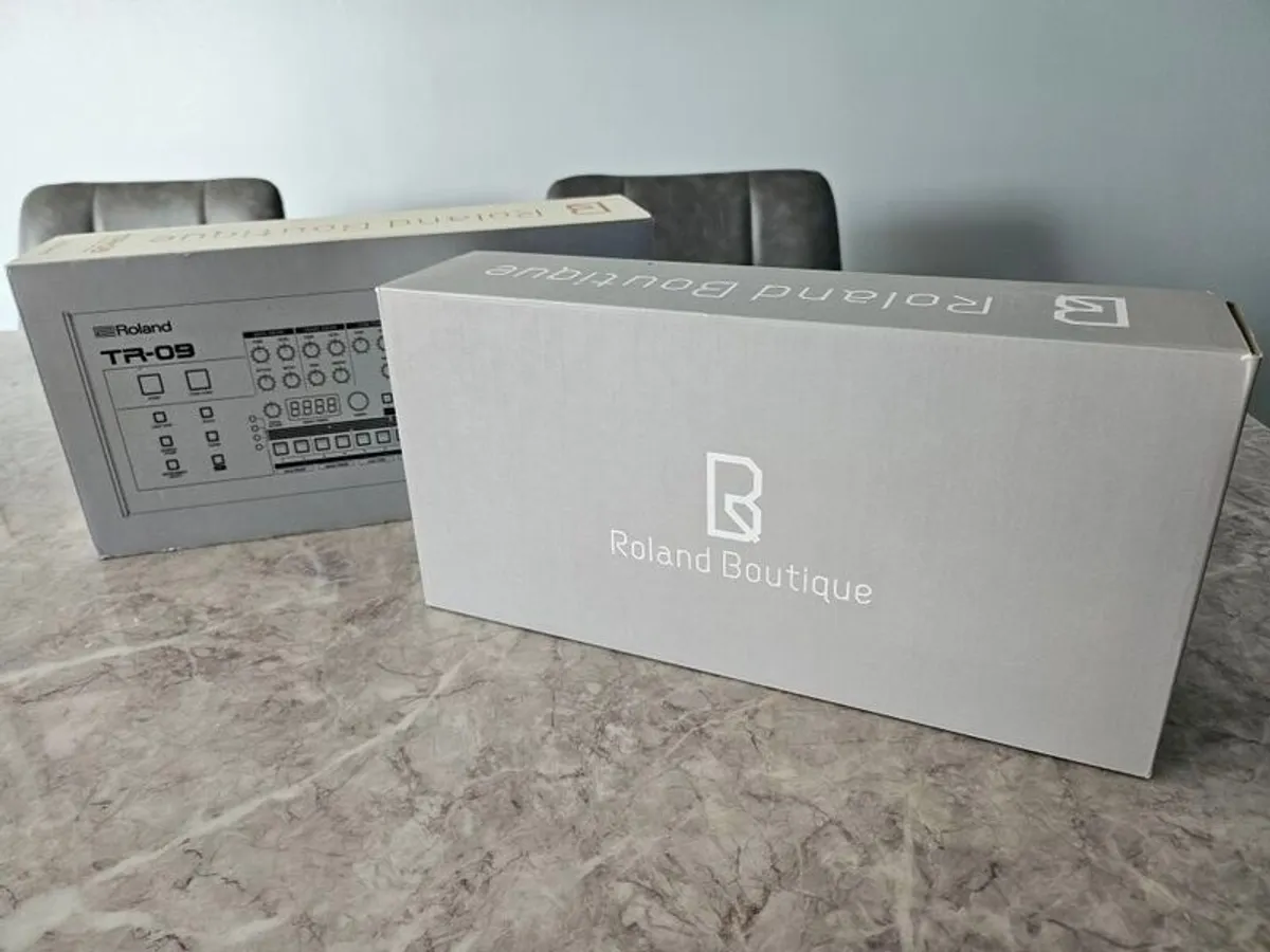 Roland TR-09 Rhythm Composer - Image 3
