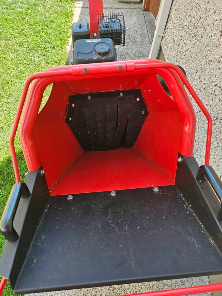 Wood chipper - Image 2