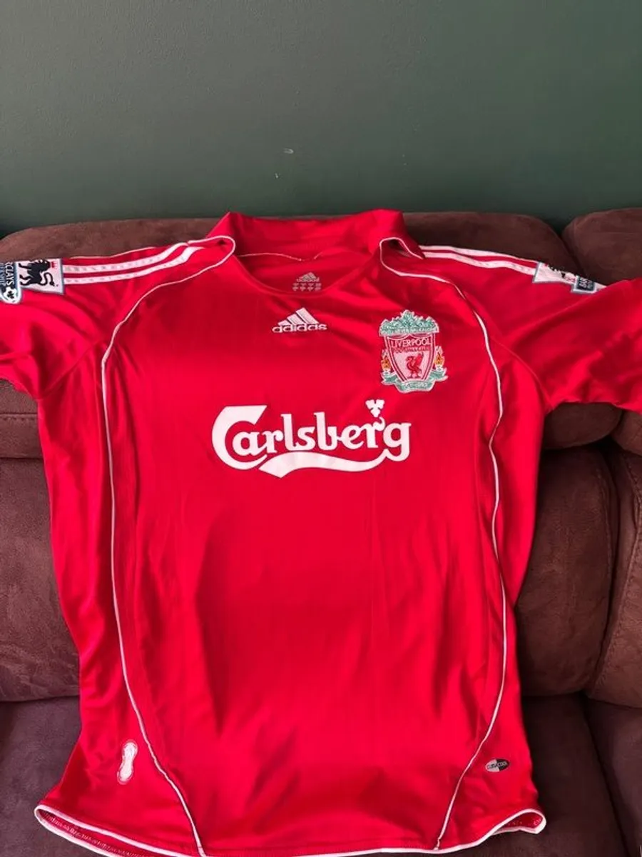 Jamie Carragher signed Liverpool jersey - Image 3