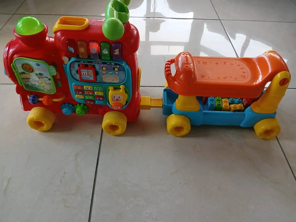 Vtech alphabet train. - Image 1