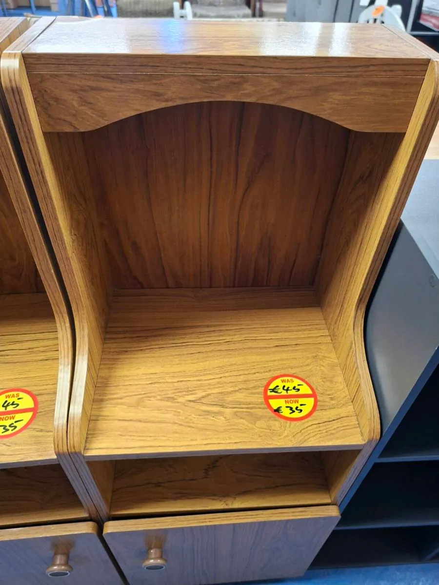 RETRO BEDSIDE LOCKERS X 2 - Image 3