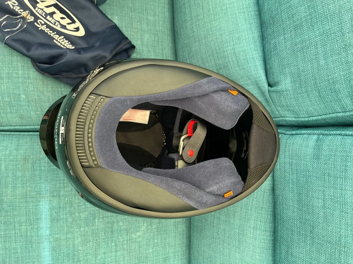 Arai Quantic helmet - Image 4