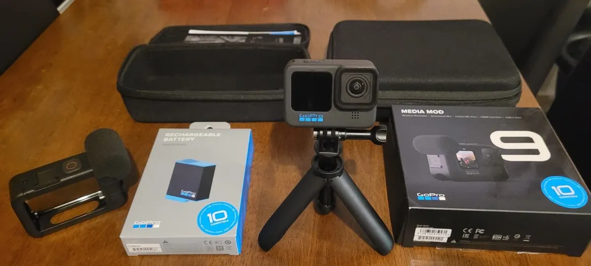 GoPro Hero 10 Bundle - Image 1