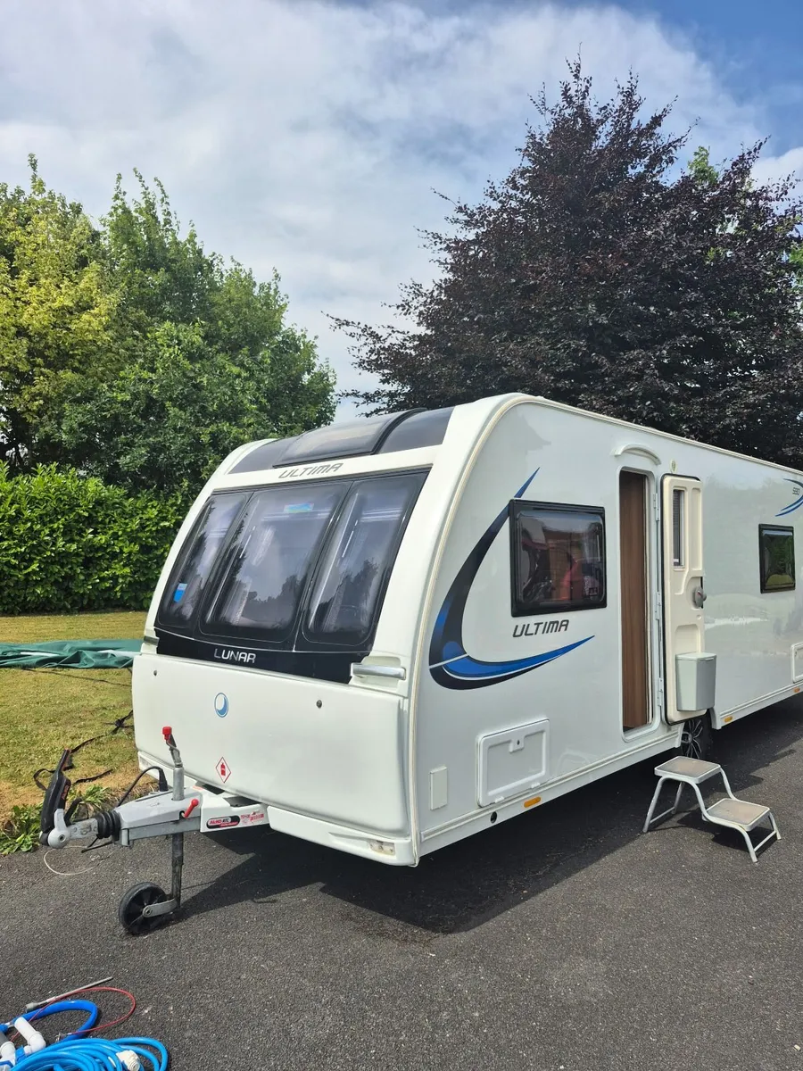 caravan - Image 1