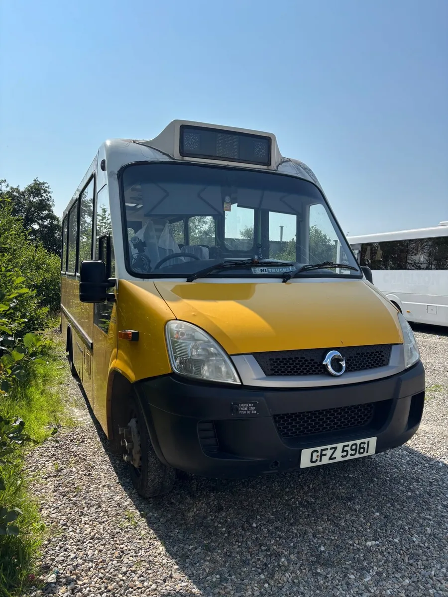 Iveco 22 Seater School Bus 2010 - Image 2