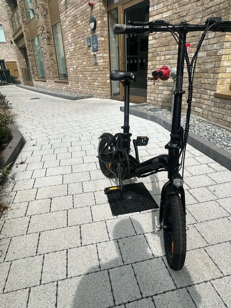 Fiido D3 Pro Newer Model, Excellent Condition, Only 992 km, Ready to Ride - Image 4