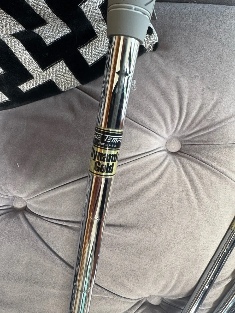 Taylormade m2 iron set - Image 3