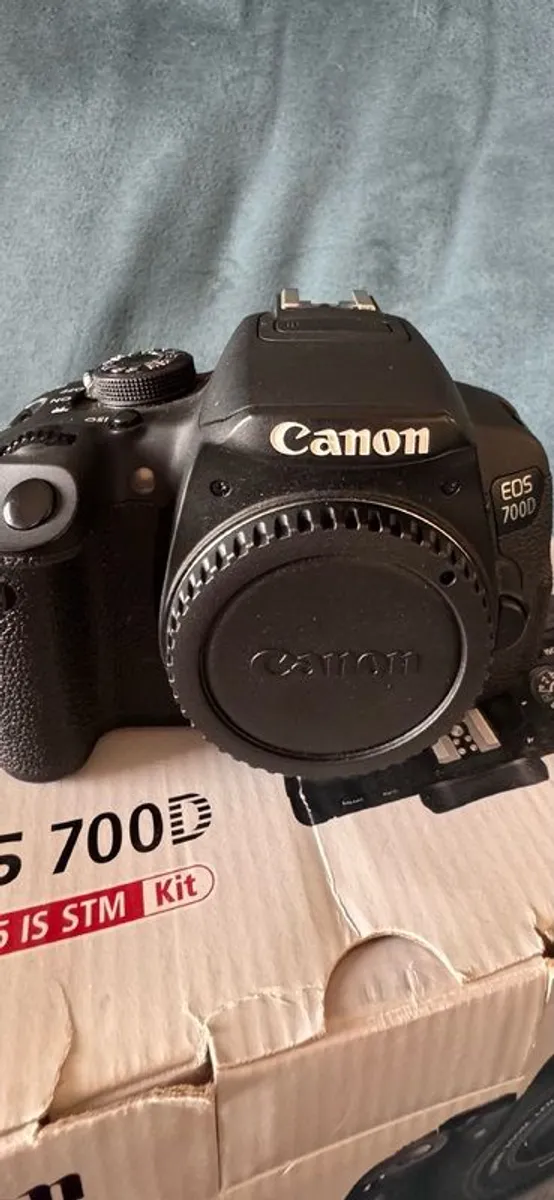Canon EOS 700d - Image 4