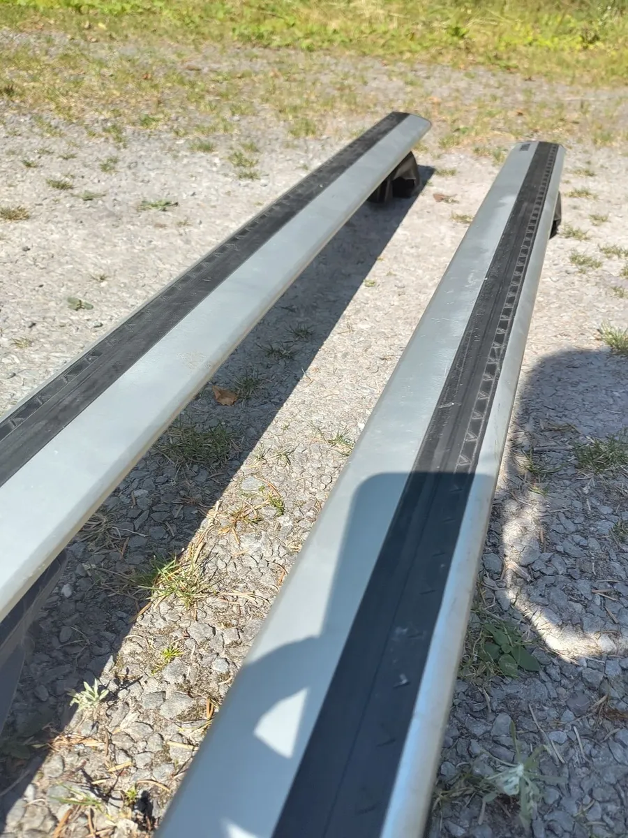 Thule roof racks - Image 3