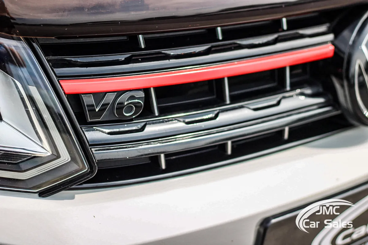 2018 VOLKSWAGEN AMAROK HIGHLINE V6 4 MOTION - Image 4
