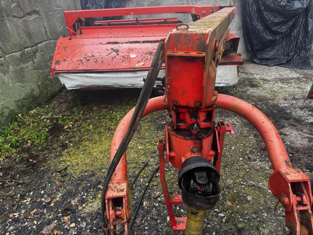 Farm machinery - Image 1