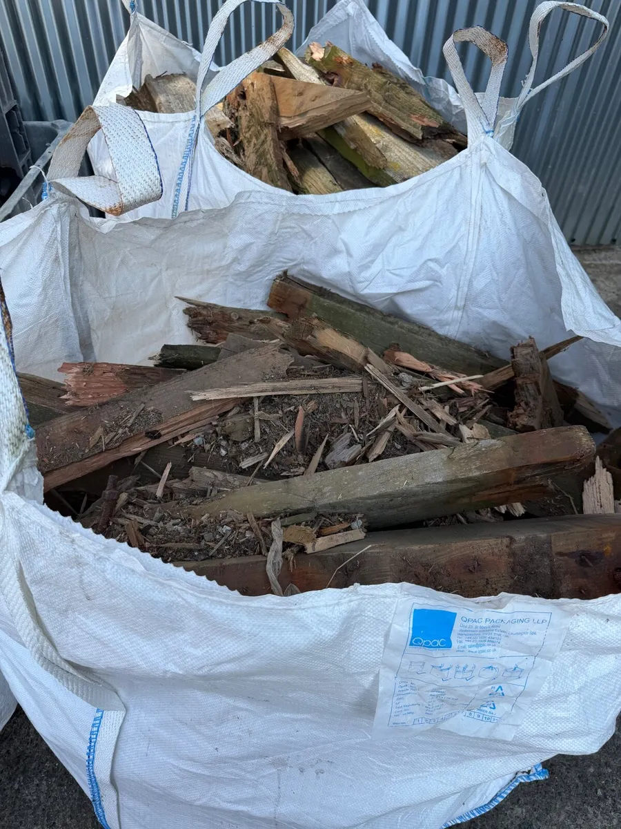 Bags of wood - Image 2