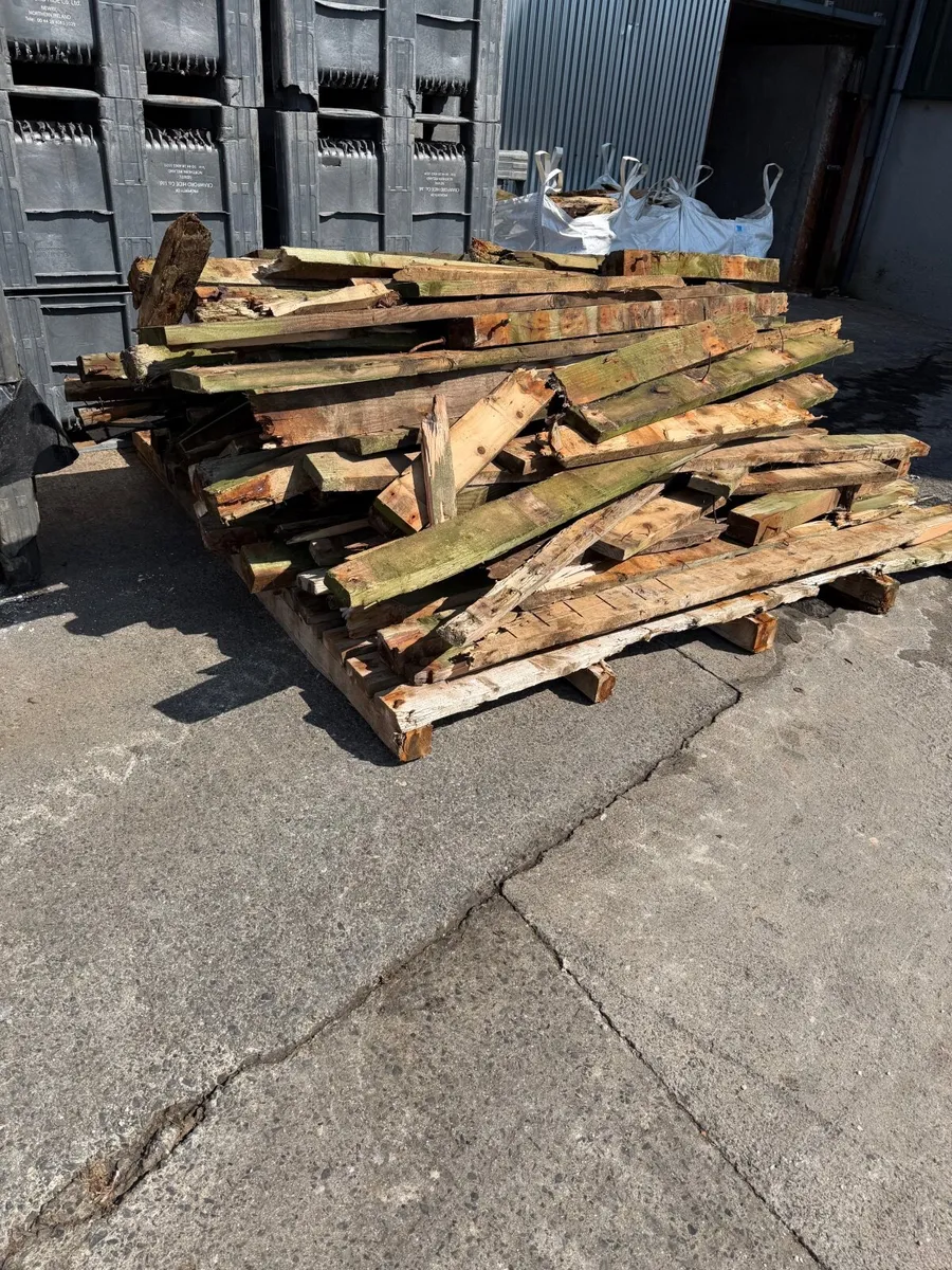 Bags of wood - Image 4
