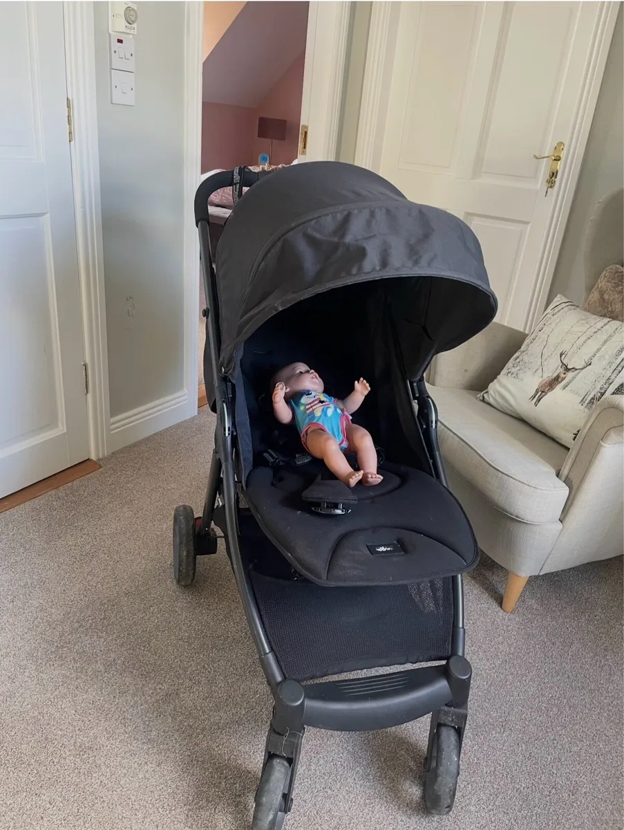 Mamas and Papas Armadillo Pushchair - Image 1