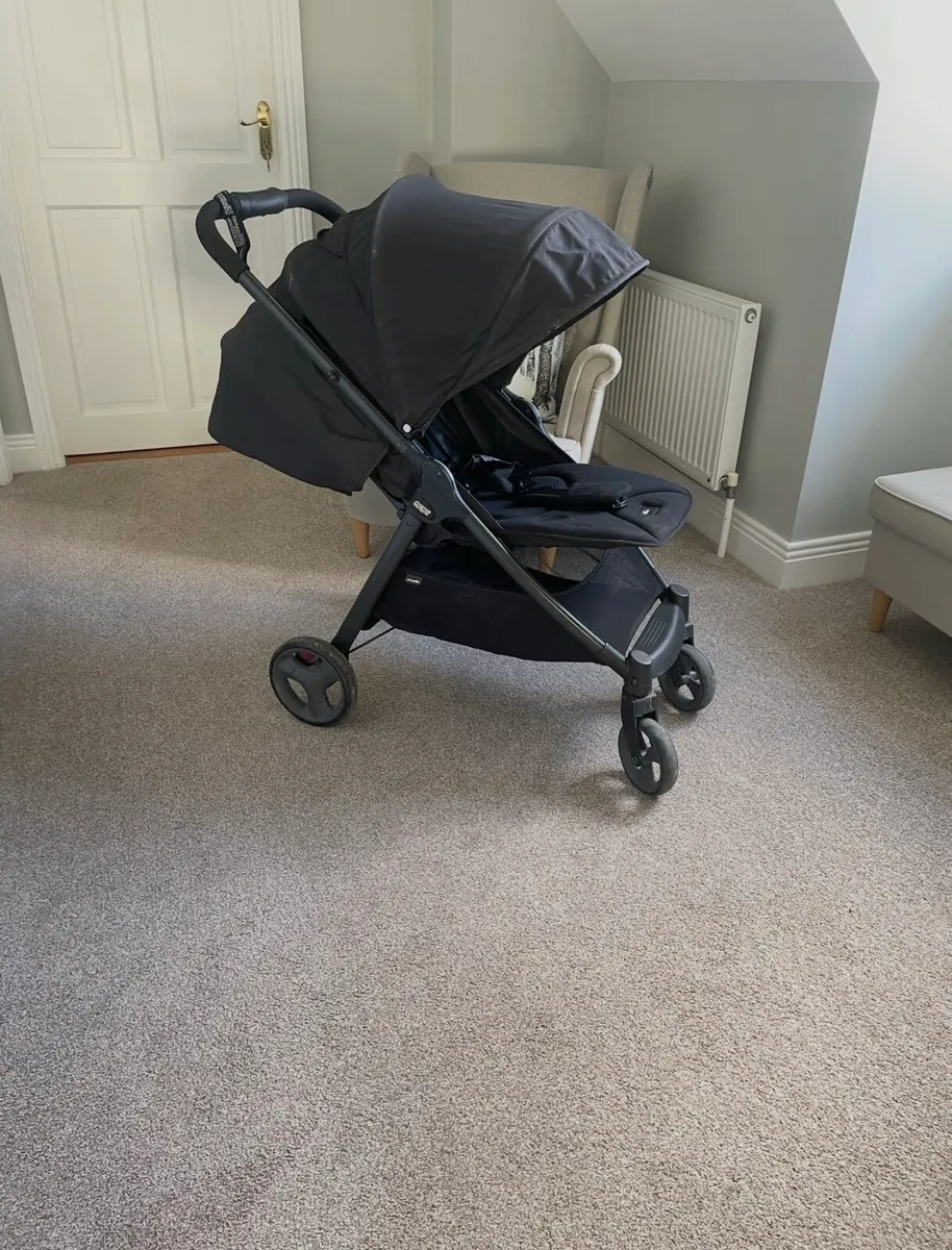 Mamas and Papas Armadillo Pushchair - Image 2