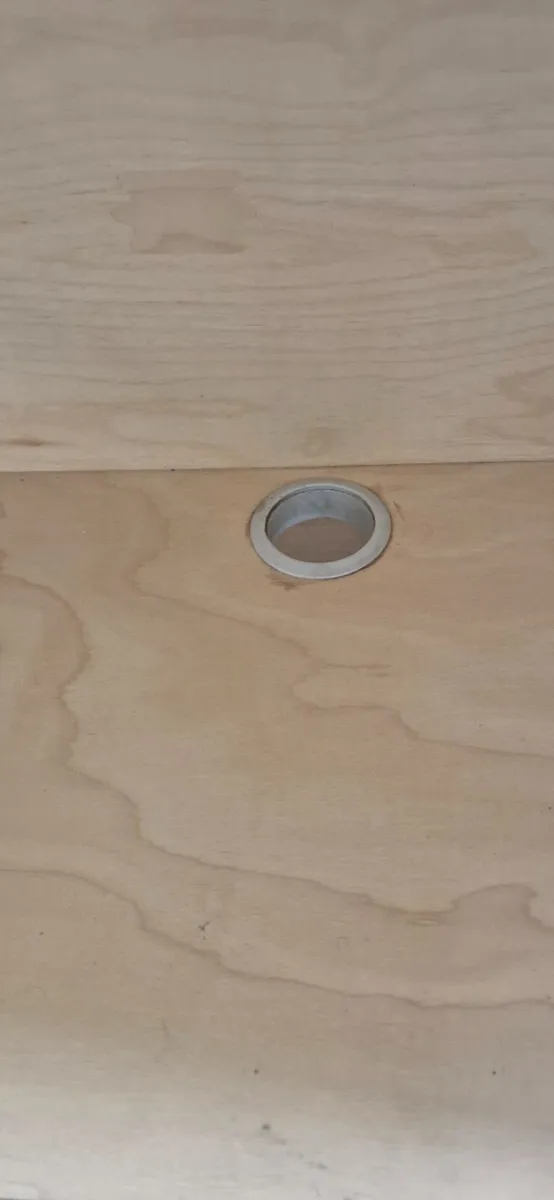T V stand - Image 1