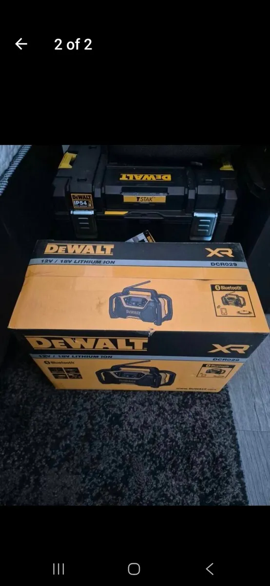 DeWalt Radio - Image 1