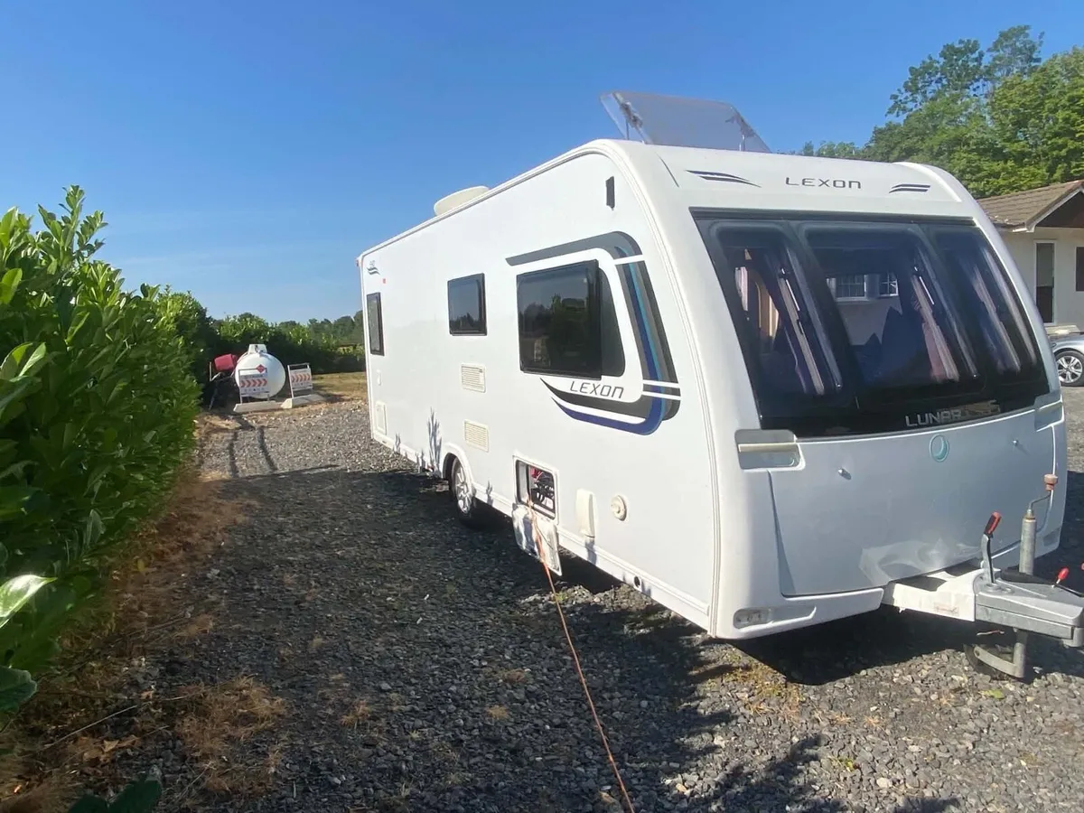 Lunar Lexon 2016 Caravan - Image 2