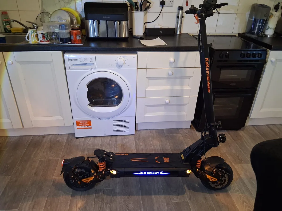 Kukirin G2 Master Eletric Scooter - Image 1